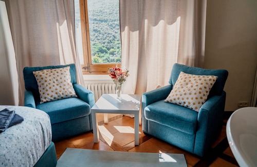 Figaro-Montmany House | Casa les Pomeretes