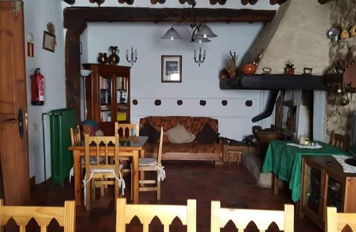 La Acebeda Hotel | Hotel Rural Restaurante La Posada de los Vientos