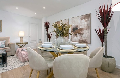 San Miguel-Capuchinos Apartment | Luxury Apartment in Cordoba Center. Plaza Doblas