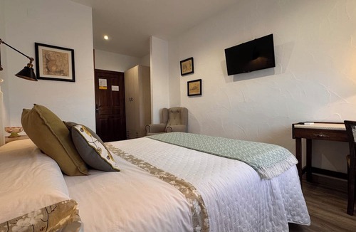 Alarcon Hostel | DOLLY BABY