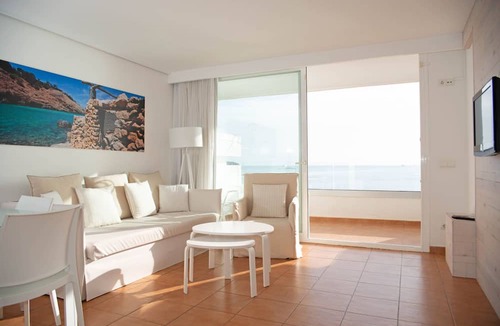 Figueretas Apartment | Apartamentos Llobet Ibiza