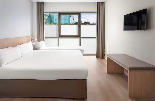Sant Cugat del Valles Hotel | B&B Hotel Barcelona Sant Cugat
