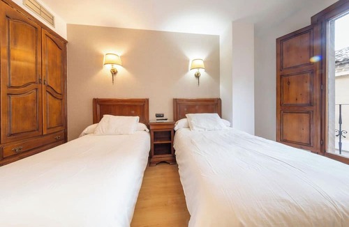 Almazan Hostel | H-A Puerta de la Villa