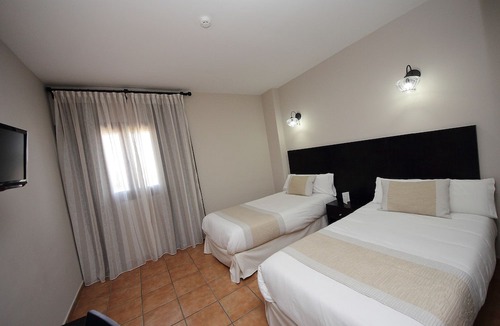 Alcazar de San Juan Hotel | Hotel Château Viñasoro
