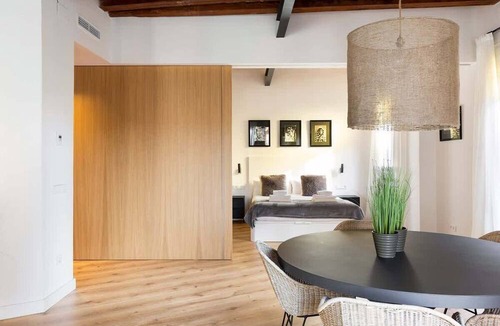 la Vila de Gracia Apartment | La Riera One