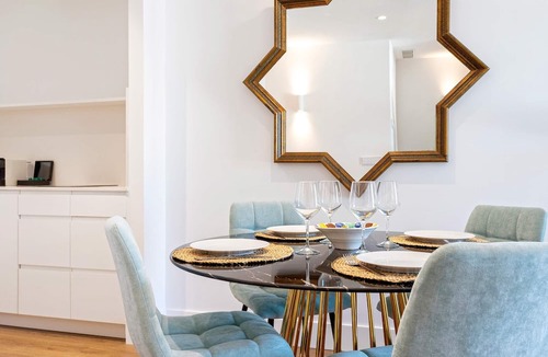 Triana Apartment | Genteel Home Betis XXIV Vistas Torre del Oro