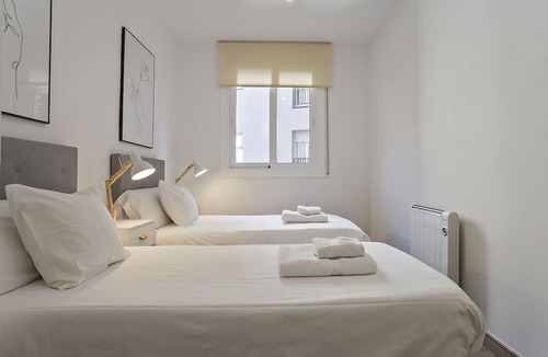 Les Corts Apartment | G22