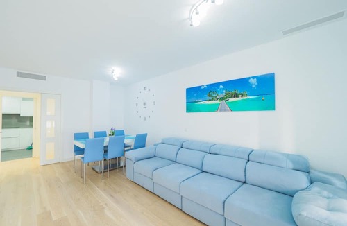 Carretera de Cadiz Apartment | Cubo's Sea View Pacifico Street & Free Parking/free wifi/air conditioning
