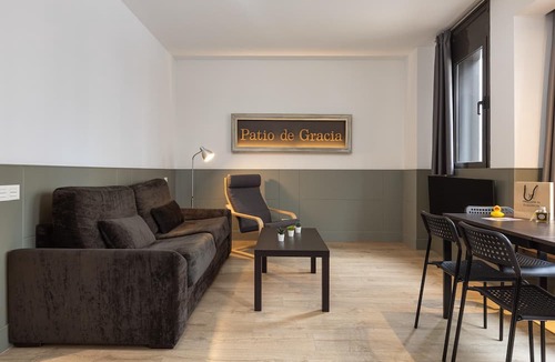 la Vila de Gracia Apartment | Quiet duplex with private terrace in the neighborhood of Gracia