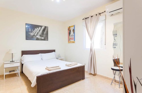 Centro Apartment | Boutique Apartment in the Heart of Madrid w/Full Kitchen, Balcony, & WiFi