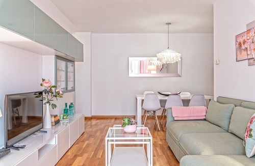 Ripollet Apartment | Cálido apartamento con piscina en Barcelona.