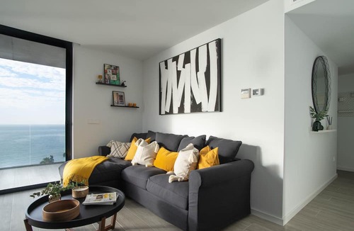 L'Albufereta Apartment | Elegant sea front EAST WIND APARTMENT