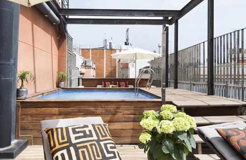 el Fort Pienc Apartment | My Space Barcelona 6 apartments in Arco de Triunfo with pool for 48 people