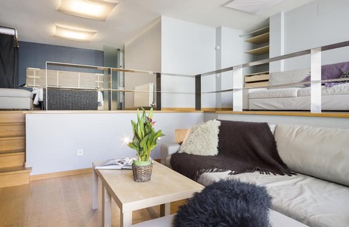 la Vila de Gracia Apartment | My Space Barcelona Loft for temporary rentals with terrace and swimming pool