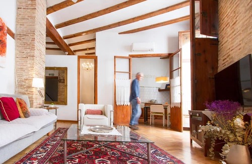 Ciutat Vella Apartment | Classic Old Town Mester Apartments VLC, central A/C and high speed wifi.