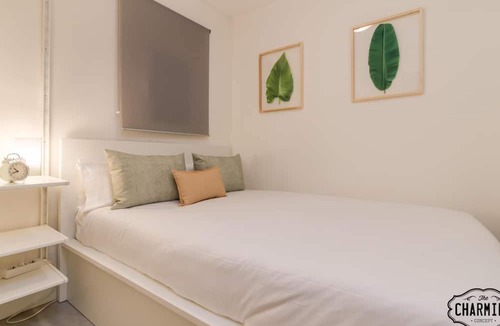 Golden Triangle of Art Apartment | SANTA ISABEL - 1-Bedroom Apartment