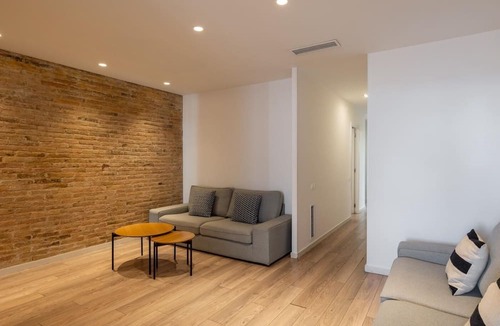 L'Antiga Esquerra de l'Eixample Apartment | SUPERIOR 4 BEDROOM APARTMENT