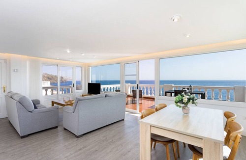 Las Caletillas Apartment | Over the Ocean with pool