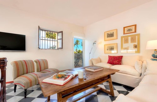 Santa Cruz Apartment | Genteel Home Casa Alcazar