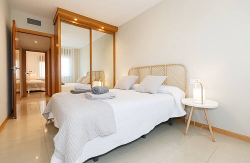 Cambrils Apartment | Lovely Apartment 50m Beach · Pool · AirCon · UHC CAMBRILS PARADIS