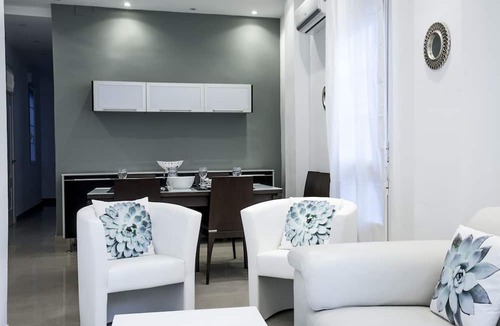 Centro Comercial Apartment | San Hipólito Apartment
