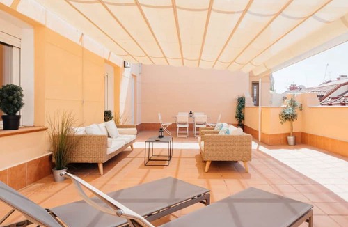 Centro Apartment | LUXURY APARTMENT WITH 4 ROOMS, 4 BATHROOMS AND LARGE TERRACE, FREE WIFI
