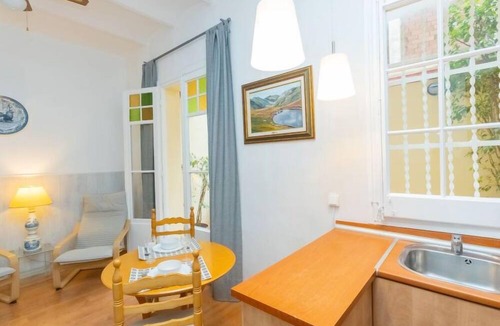 la Vila de Gracia Apartment | Gracia Torrijos by Interhome