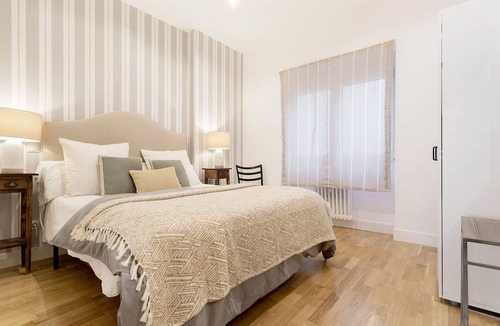 Jeronimos Apartment | Genteel Home Retiro II