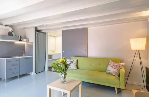 Gothic Quarter Apartment | My Address in Plaza Real