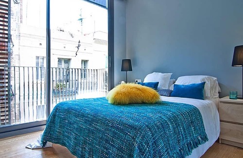 la Vila de Gracia Apartment | Penthouse near Diagonal Pool Terrace 2 bedrooms 6 pax
