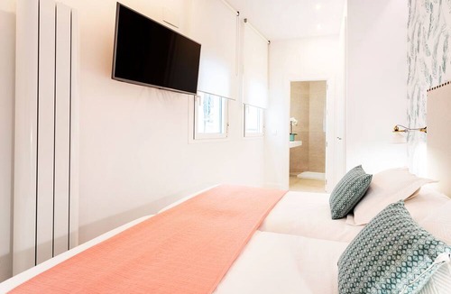 Santa Cruz Apartment | Genteel Home Mateos Gago IV