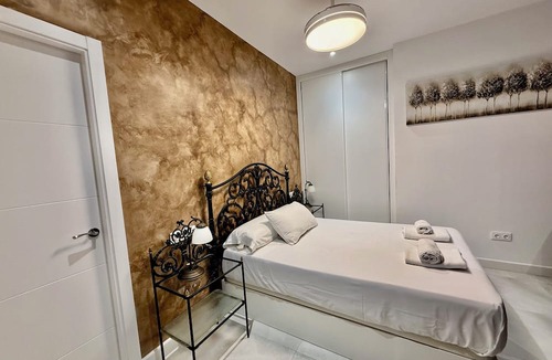 Distrito Centro Apartment | La Casa de July Moderna