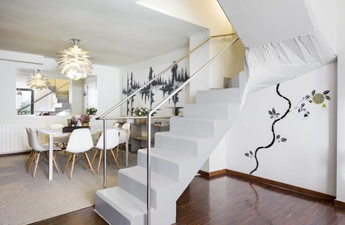 Sant Gervasi Apartment | Distinctive Sarrià Duplex with Private Pool for 10