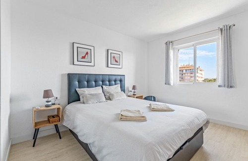 Punta Prima Apartment | Apartment 'Beach Front Sea View Punta Prima' with Sea View, Wi-Fi and Air Conditioning