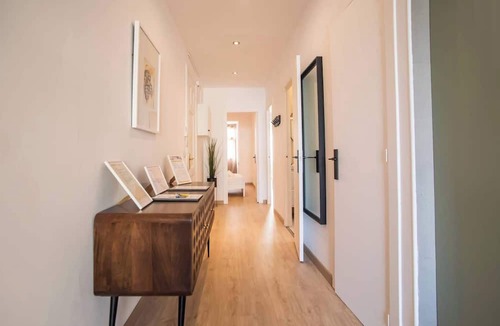 Hostafrancs Apartment | 22CRC1039 Exquisite Apartment near the City Center