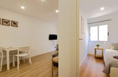 El Port Apartment | Cozy apartment near Barcelona