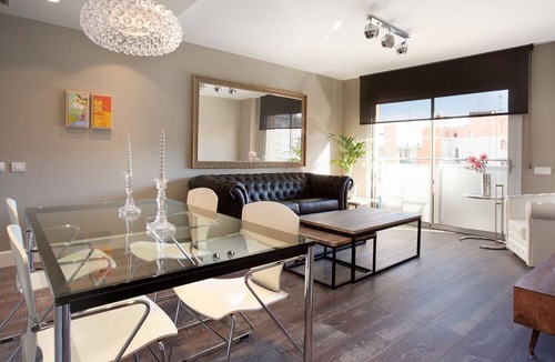 Sant Antoni Apartment | Amazing Boutique Apartment Steps Away To Major Sightseeing's