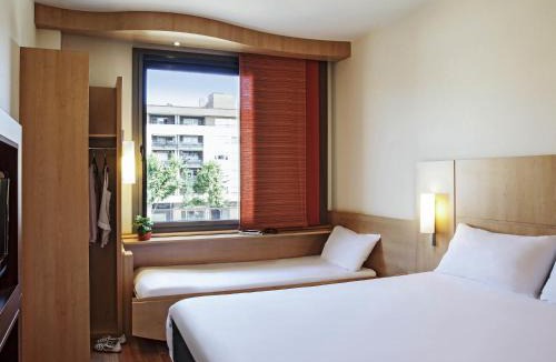 Mollet del Valles Hotel | Ibis Barcelona Mollet