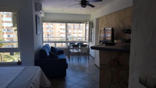 Algarrobo Apartment | Apartamento primera línea de playa, piscina, tenis Algarrobo Málaga