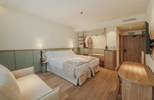 La Malva-rosa Hotel | Intelier Malvarrosa Plaza