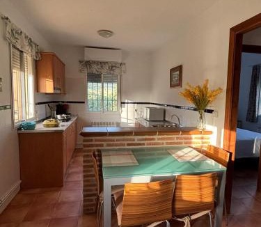 Chillon Villa | La Casita Agroturismo Dehesa la Pared