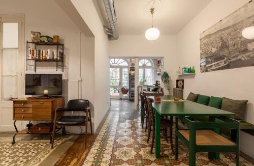 la Vila de Gracia Apartment | El Patio de Gracia