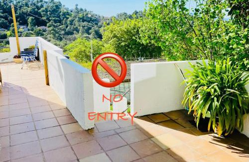 Sant Cugat del Valles Ski Chalet | Nature Oasis near Barcelona with swimming pool Parties not allowed