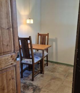La Garriga Apartment | Casa Mina Garden Room in Heritage House in Thermal Village