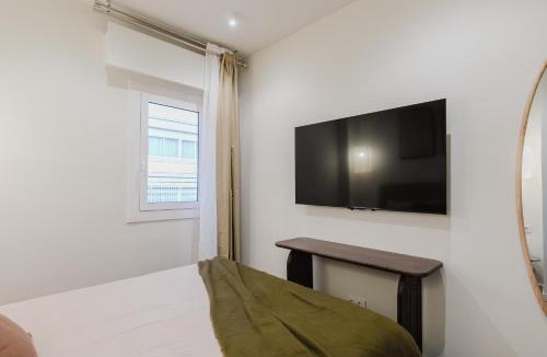 La Maternitat i Sant Ramon Apartment | Barcelona Stadium Luxury Apartment