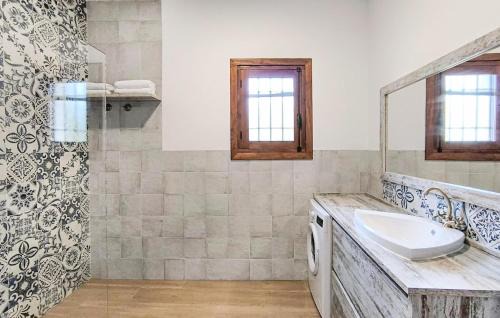 Adamuz House | Beautiful Home In Adamuz