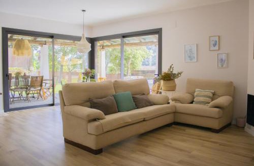 Seva Villa | LAMAGADA - Casa en Montseny con Piscina Salada