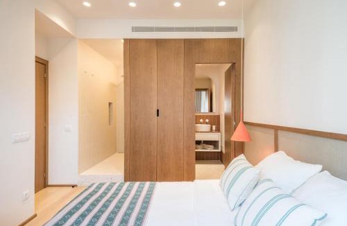 El Guinardo Apartment | Mediterranean Retreat with 4-Bedroom, 3-Bath Apartment in Barcelona