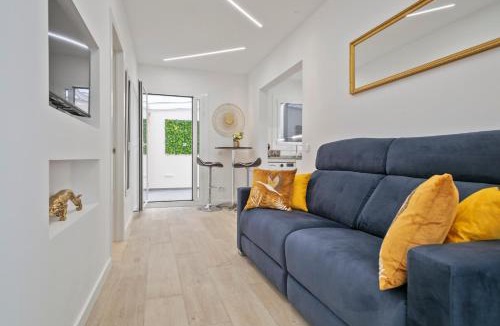 Cornella de Llobregat Apartment | Boutique Plaza Catalonia Suites Cornellá
