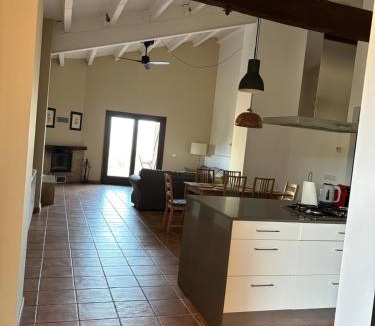 Vacarisses Hotel | La Frasera Alojamiento Rural